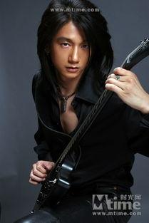 高旗的照片,音乐才子魅力瞬间